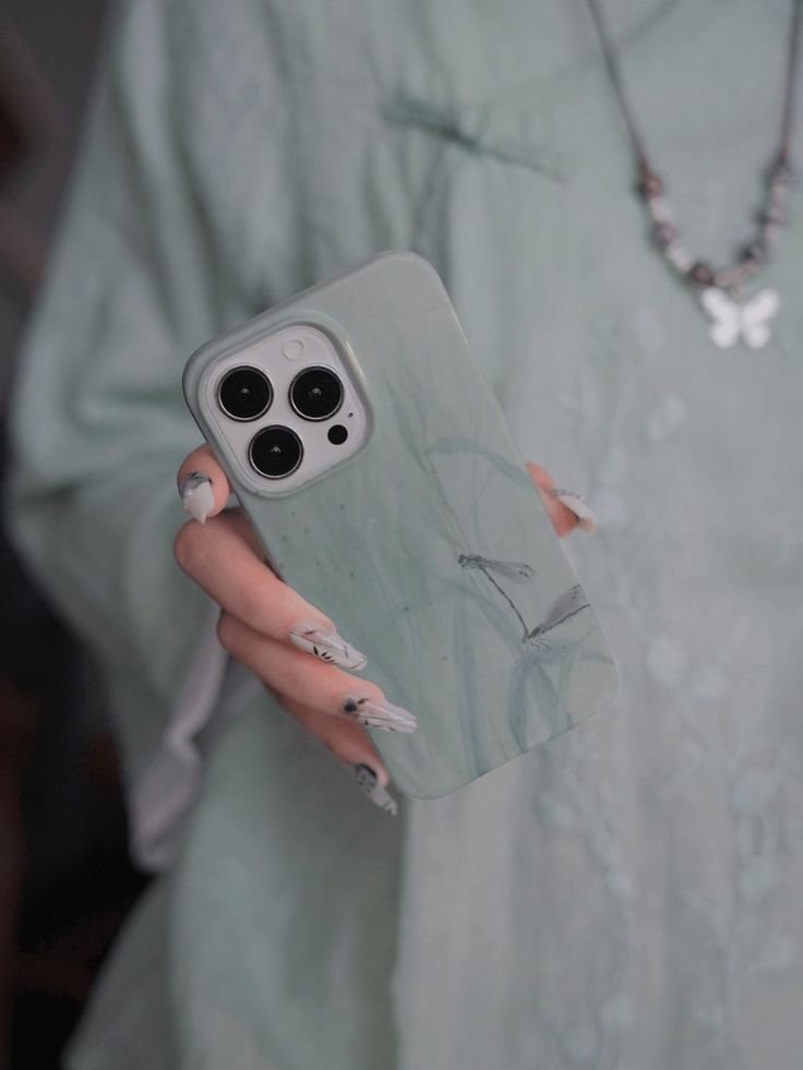 Three Fleas Jewelry: Small Pieces, Big Meaning