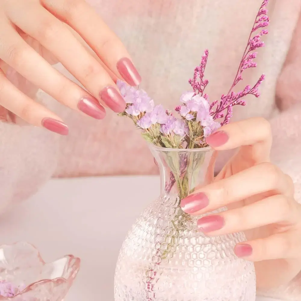 Danni & Toni: Get Perfect Gel Nails at Home in 15 Mins